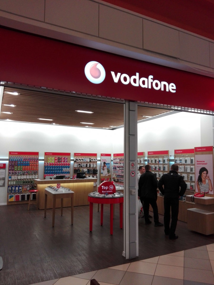 Оновлений салон зв’язку Vodafone